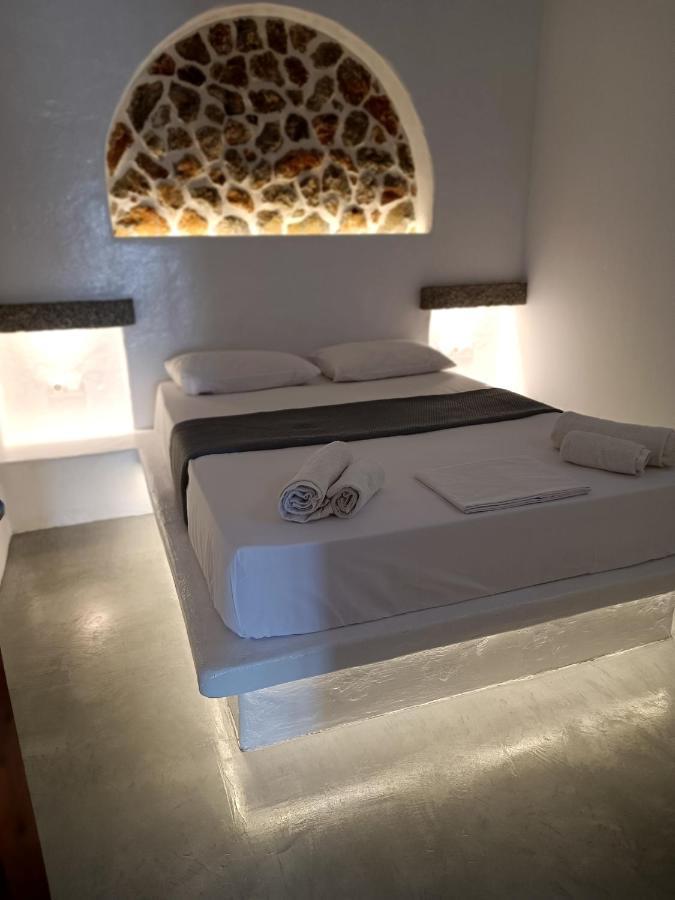 Traditional House Under The Castle Astypalaia Экстерьер фото